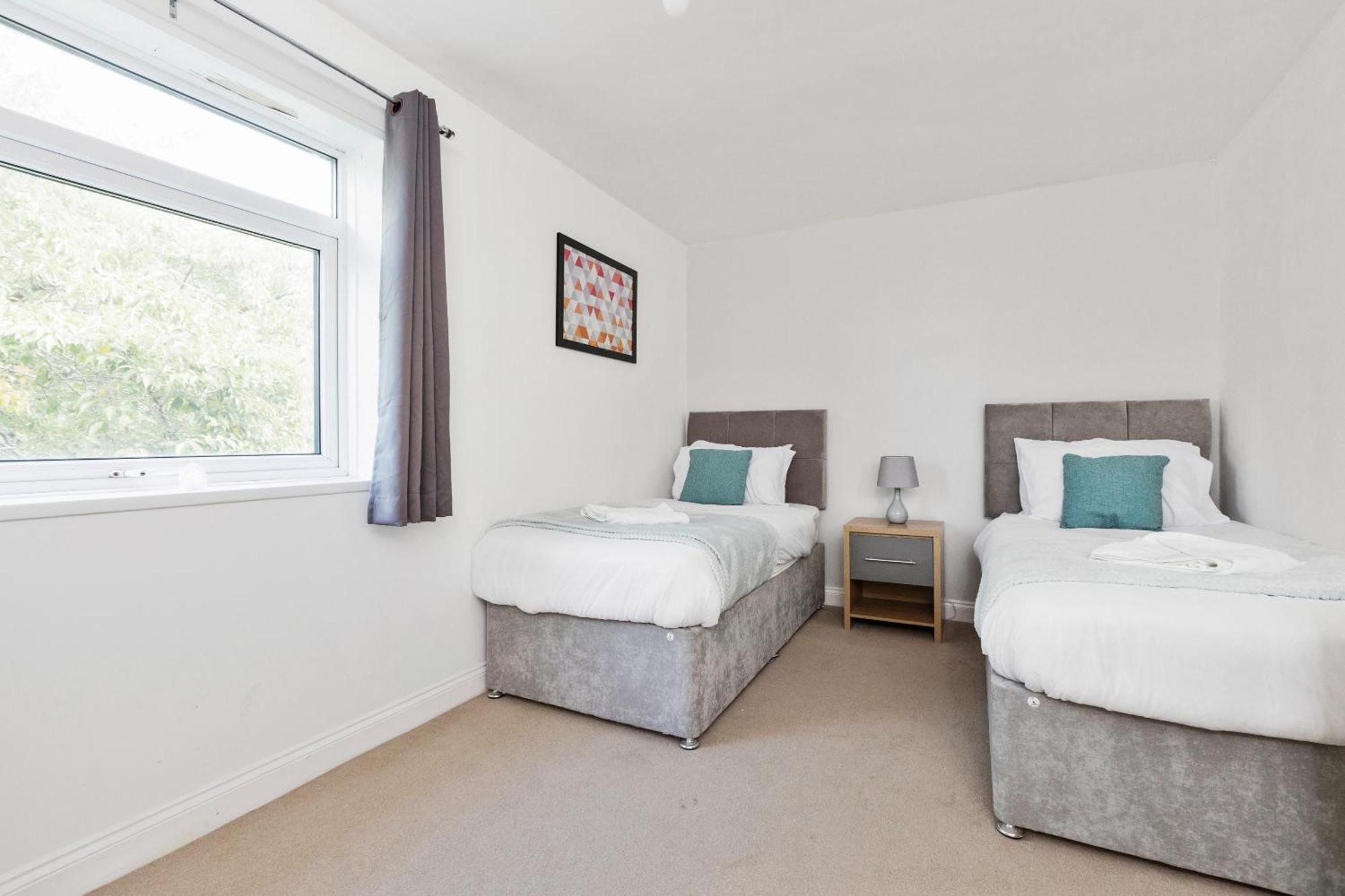 Appartamento Opp B'Ham - Freshly Refurbished Walls And Carpets! Big Savings Booking 7 Days Or More! Marston Green Esterno foto